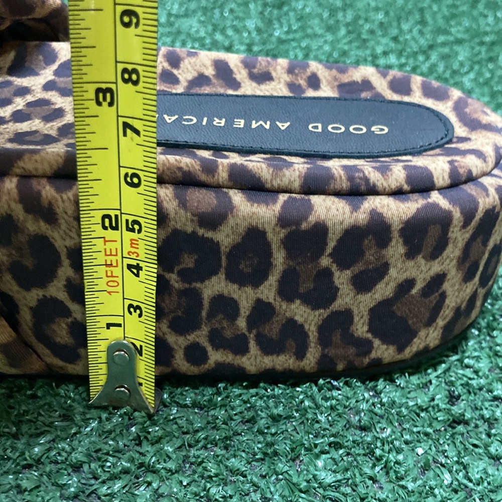 Good American Leopard Print Platform Slide Sandals with Gold Chain - Picture 9 of 10
